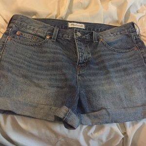 Madewell jean shorts. Size 29. Great condition!